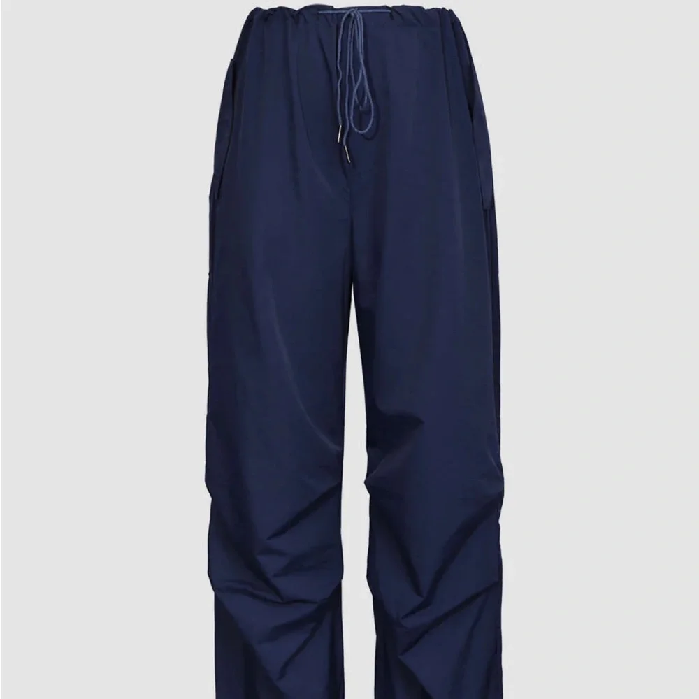 Drawstring cargo pants - Picture 1 of 3